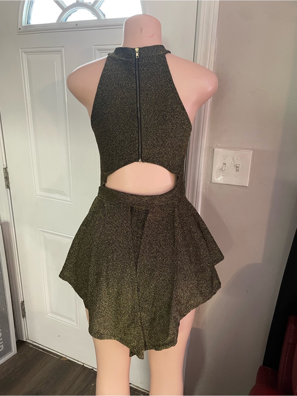 Love culture Metallic gold black Halter Dress shorts built in bottom USA medium - Picture 5 of 12